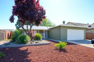 2264 Emerson Pl, Fairfield, CA 94533-2657