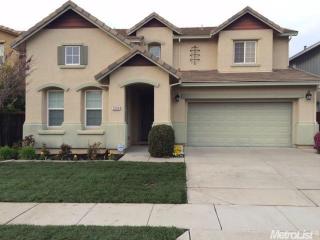 2504 Foxcroft Cir, Roseville, CA 95747-8883