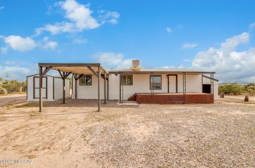2075 Halo Dr, Tucson, AZ 85743-8414
