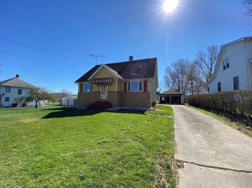 109 Schroyers Ln, Fairdale, PA 15320-1039
