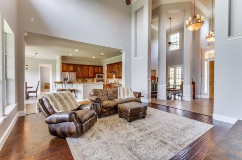 2000 Warwick Crescent Ct, Argyle TX  76226-1525 exterior