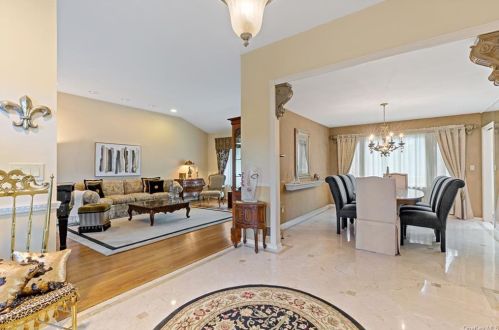 4 Magnolia Rd, Scarsdale, NY 10583-7444