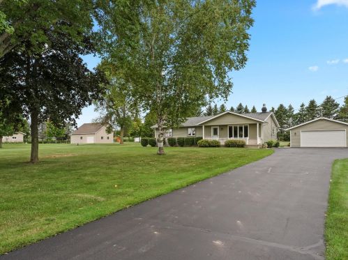 1044 Union Rd, Manitowoc WI 54220-9451 exterior