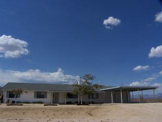 5953 Avenida Del Sol, Inyokern, CA 93527-2103