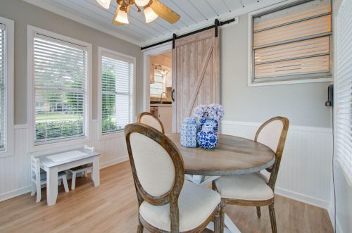 1490 Hindman Ave, Mount Pleasant SC 29464-4837 exterior