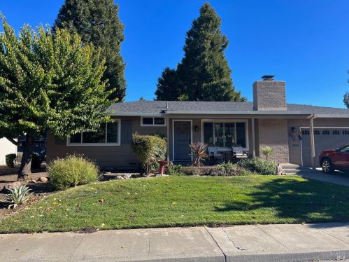 6573 Meadowridge Dr, Santa Rosa, CA 95409-5849