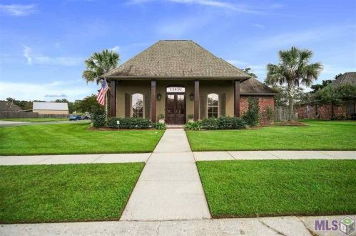 13430 Williamsburg Dr, Walker, LA 70785-5527