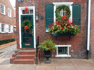 245 Quince St, Philadelphia, PA 19107-6744
