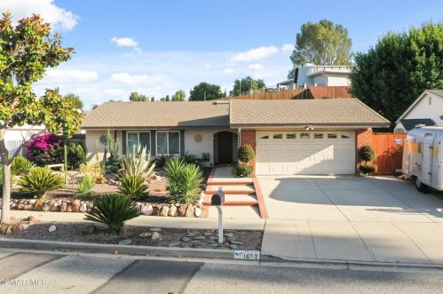 1652 Cayton Ave, Simi Valley, CA 93065-2910