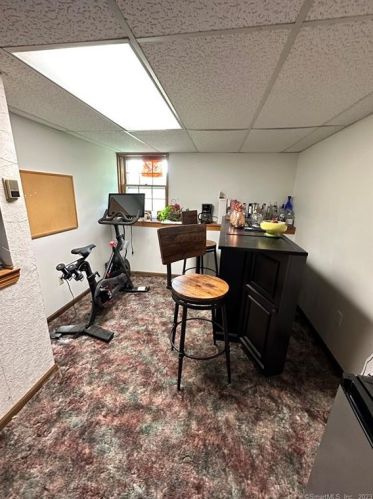 90 Wellman Rd, Manchester CT  06040-5542 exterior