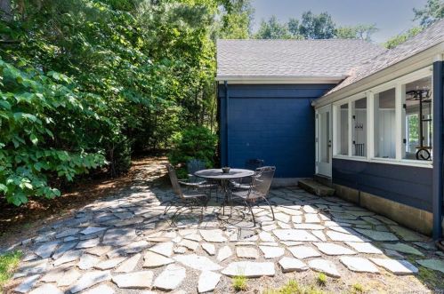 57 Moseley Ter, Glastonbury CT  06033-3713 exterior
