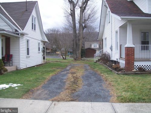 441 Bolton St, Three Churches WV  26757-1305 exterior