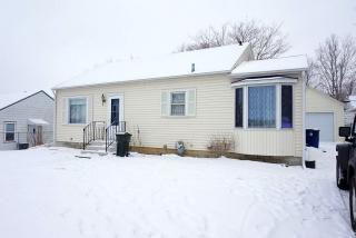 836 Maxwell St, Waterloo, IA 50701-2034