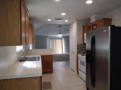 16882 Blue Jay St, Conroe TX  77385-4600 exterior