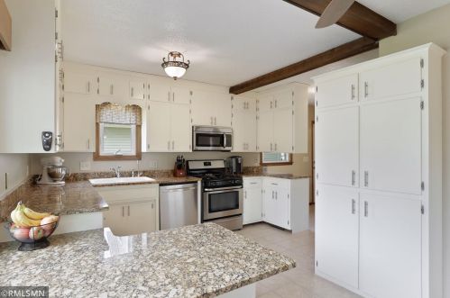 2487 13th Ave, Saint Paul, MN 55109-2437