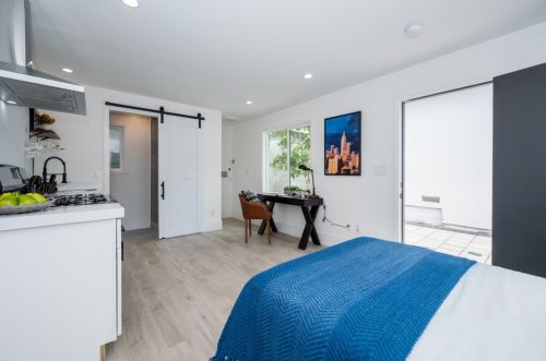 2685 Halsey Ave, Redwood City CA  94063-3456 exterior