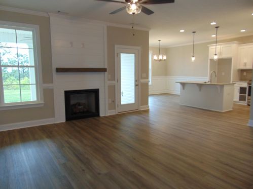 1079 Archard St, Graniteville SC  29829-3985 exterior