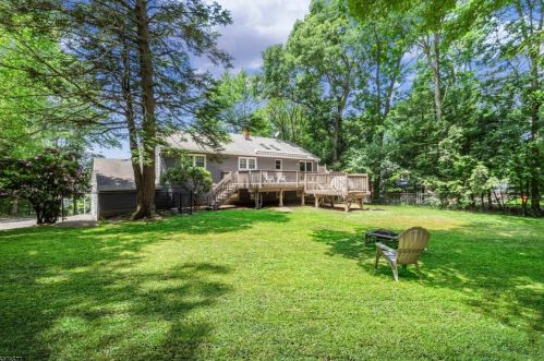14 Rolling Ridge Rd, West Milford Lakes, NJ 07480-2928