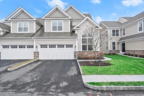 83 Great Hill Dr, Bethel, CT 06801