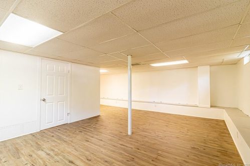 23 Mcintosh Ave, Uncasville CT  06382-2227 exterior