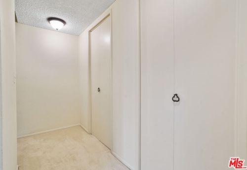 1966 Huntington Dr, South Pasadena CA  91030-4950 exterior