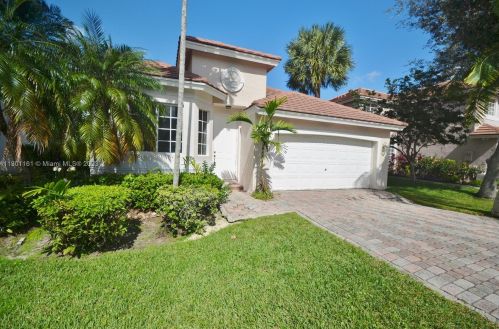 9903 20th St, Hollywood FL  33024-1443 exterior