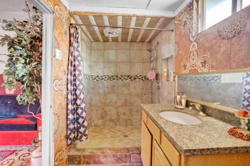 6102 Solano Dr, Glendale AZ  85303-4619 exterior