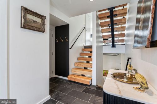1114 Bodine St, Philadelphia PA  19147-5306 exterior