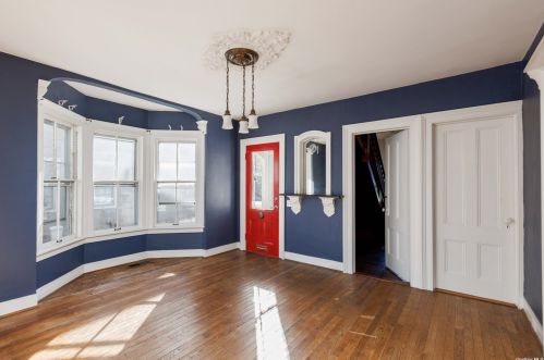 518 1st St, Greenport NY  11944-1302 exterior