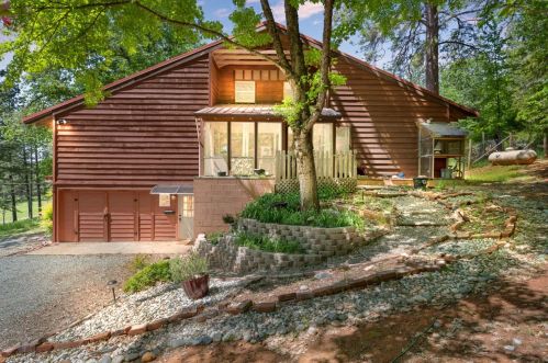 16676 Sharon Way, Grass Valley CA  95949-6603 exterior