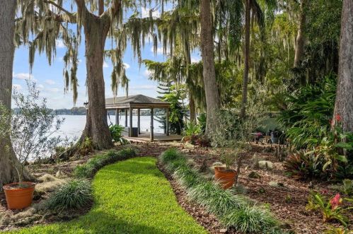 155 Oakleigh Ln, Maitland FL  32751-5838 exterior