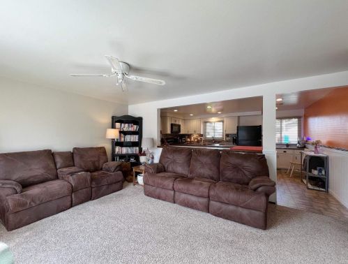 72 Royal Ave, Fond Du Lac, WI 54935-3721