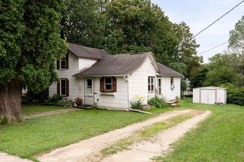 220 Ramsland St, Westby, WI 54667-1032