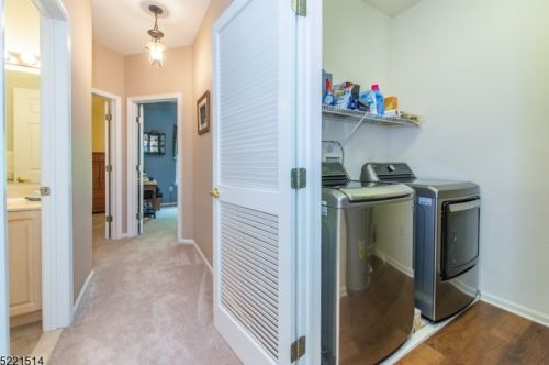 45 Windsor Dr, Lincoln Park NJ  07035-1700 exterior