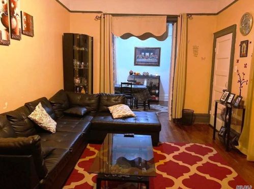1827 Topping Ave, Bronx, NY 10457-5849
