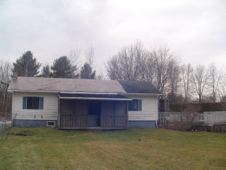 313 Dickson Point Rd, Plattsburgh NY  12901-5432 exterior
