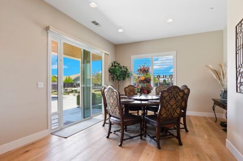 239 Clendenin Pkwy, Ripon CA  95366-9497 exterior