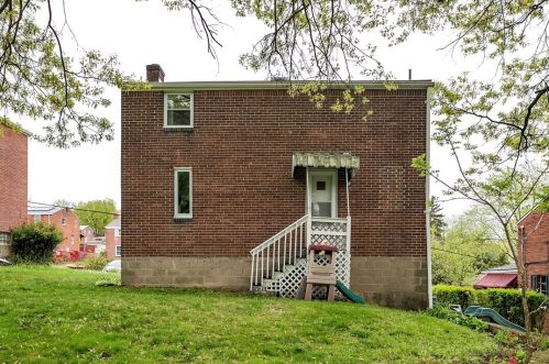 916 Stevendale Dr, Pittsburgh PA  15221-3926 exterior