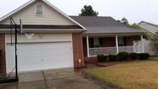 703 Fairbluff Dr, Hope Mills, NC 28348-5673
