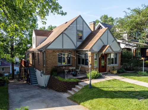 425 Highland Ave, Newport, KY 41075-1613