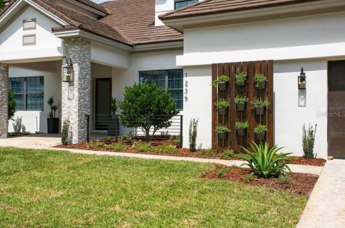 1235 Nottingham St, Orlando, FL 32803-1101