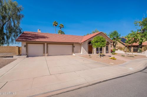 304 Mcnair St, Chandler, AZ 85225-7181
