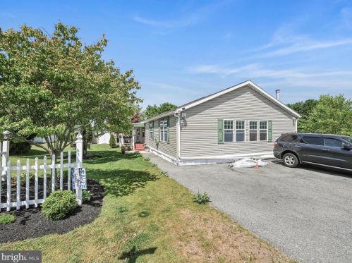 13 Allen St, Moselem PA  19526-8660 exterior