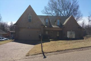 9579 Pine Point Dr, Lakeland, TN 38002-8407