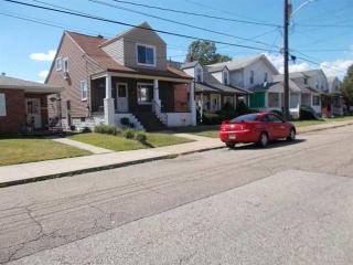 2009 Kimball Ave, New Kensington, PA 15068-4023