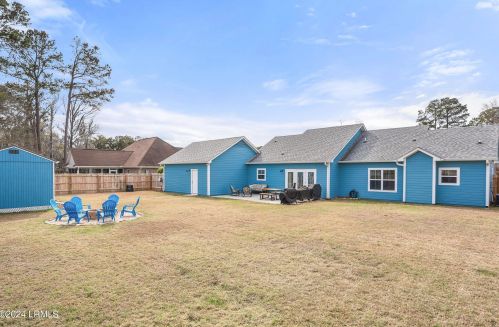 1012 Ferrets End, Beaufort SC  29902-5893 exterior