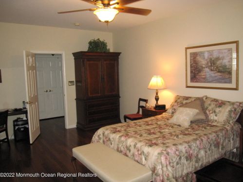 20 Plymouth Ct, Jackson Twp NJ  08527-6415 exterior