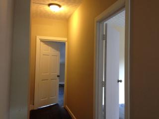 2239 Stratford Ave, Cincinnati OH  45219-1201 exterior