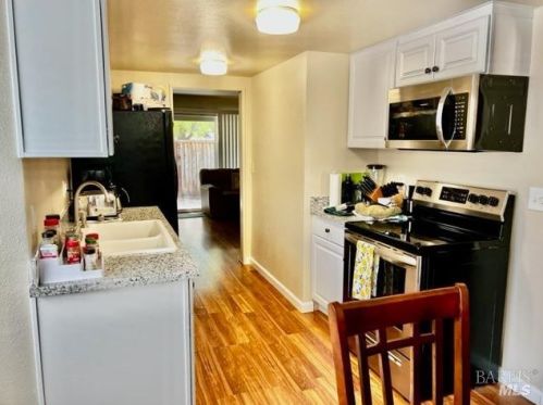 3058 Yulupa Ave, Santa Rosa CA  95405-8685 exterior