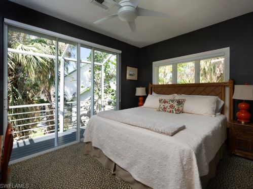 5721 Sanibel Captiva Rd, Sanibel FL  33957-2309 exterior